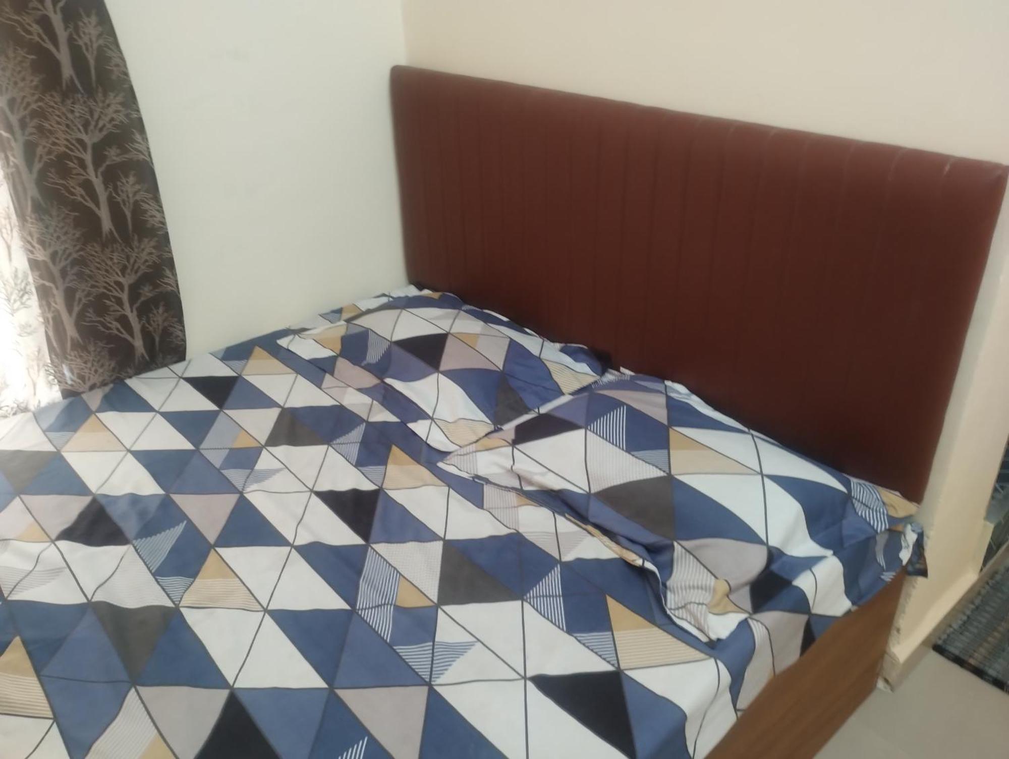 Hotel Metro Althan Surat Esterno foto